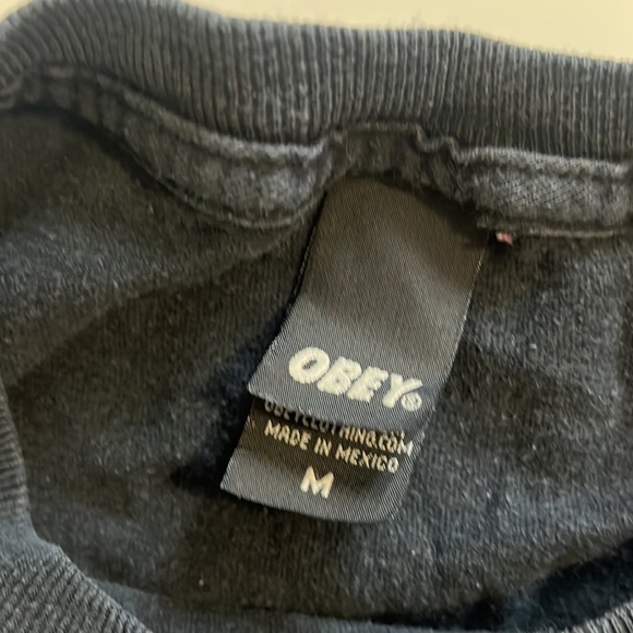 Vintage rare black obey worldwide tee size medium - Picture 2 of 2